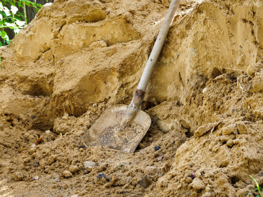 Auto-construction de carrière : pourquoi l'économie de 10 000 € vous en coûtera 50 000 €